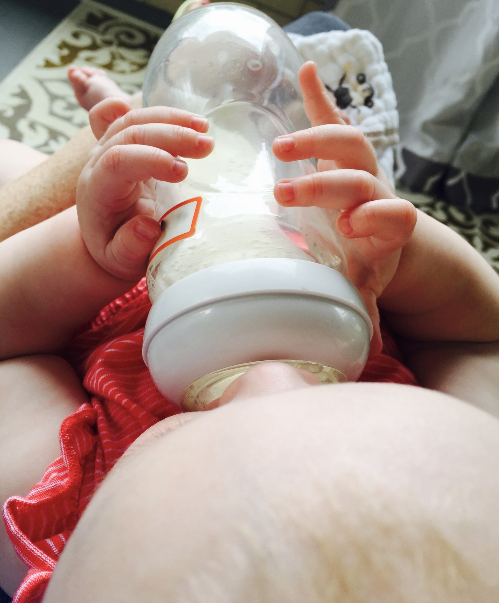 avent glass baby bottle